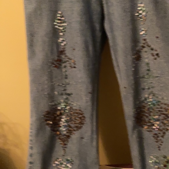 Cache - Picture 2 of 5